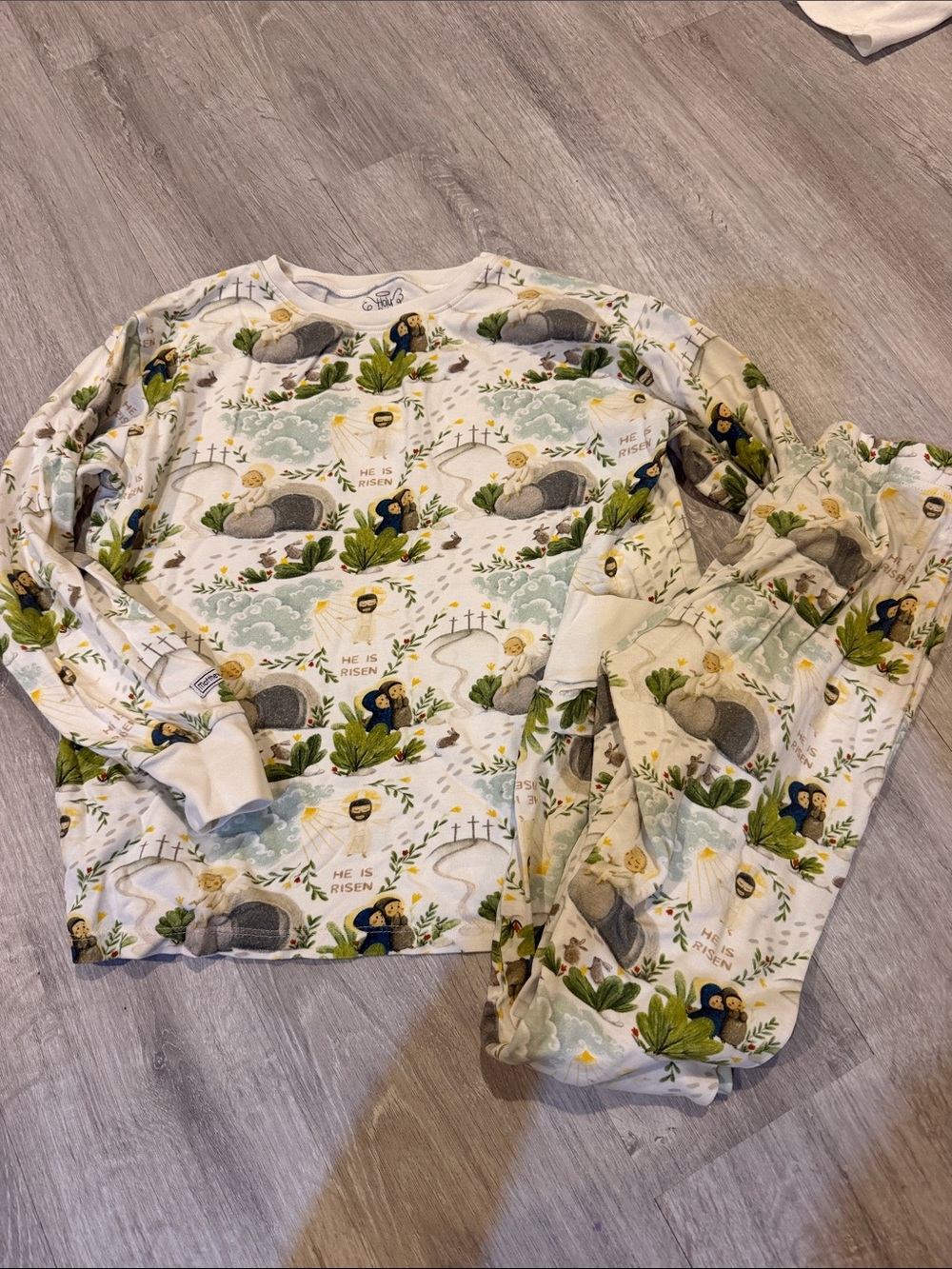 Kids White and Green Easter Illustration Pajama Set